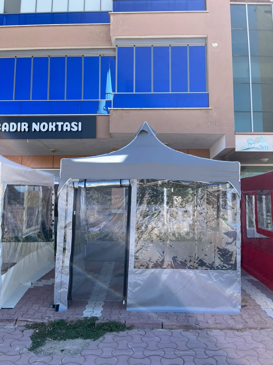 CADNOX Vistral 3×3 şeffaf kış bahçesi kamp çadırı – gri ön görünüm