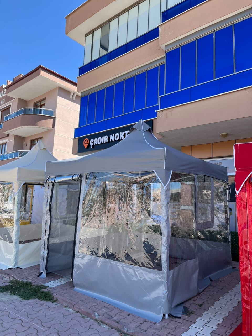 CADNOX Vistral 3×3 şeffaf kış bahçesi kamp çadırı – gri sağ çapraz görünüm