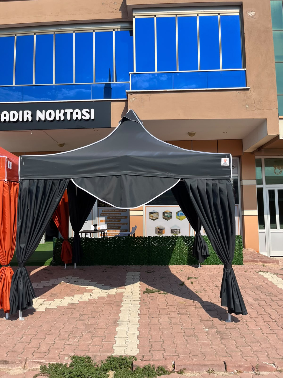 Pavia 3x3 Perdeli Katlanır Çadır - Görsel 4
