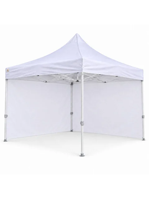 3×3 iki yan kapalı gazebo, 30’luk beyaz iskelet ve L şeklinde iki düz kumaş yan panel