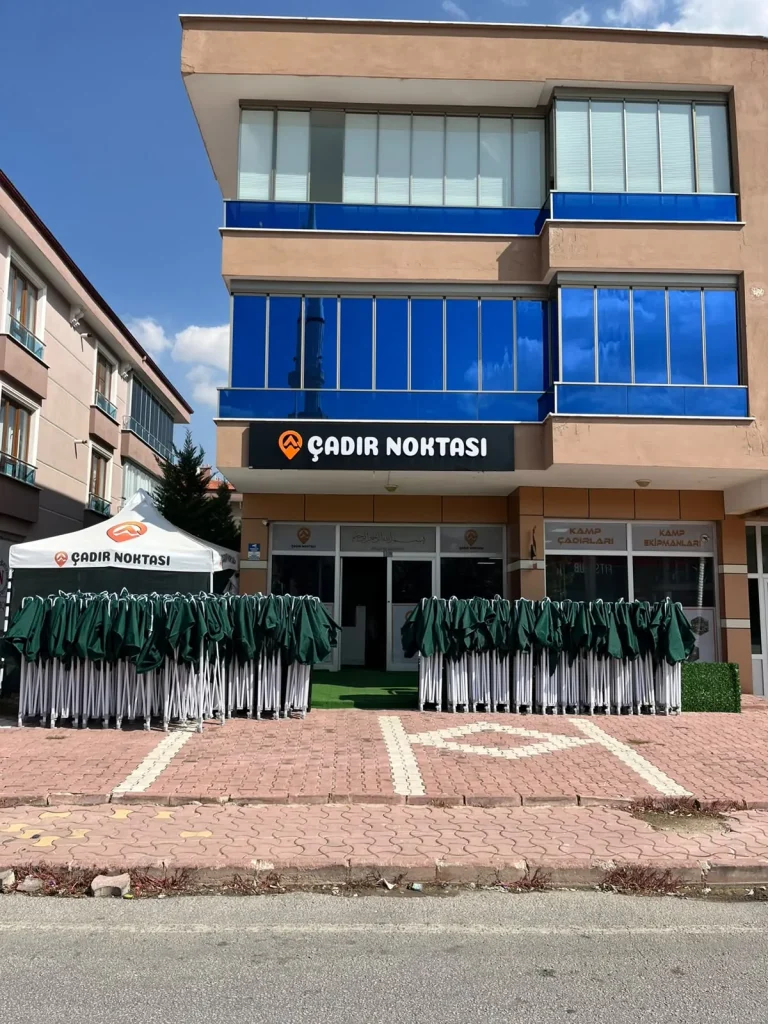 Çadır Noktası Konya kamp mağazası dış cephesi, Buhara Mahallesi Hat Caddesi, Selçuklu