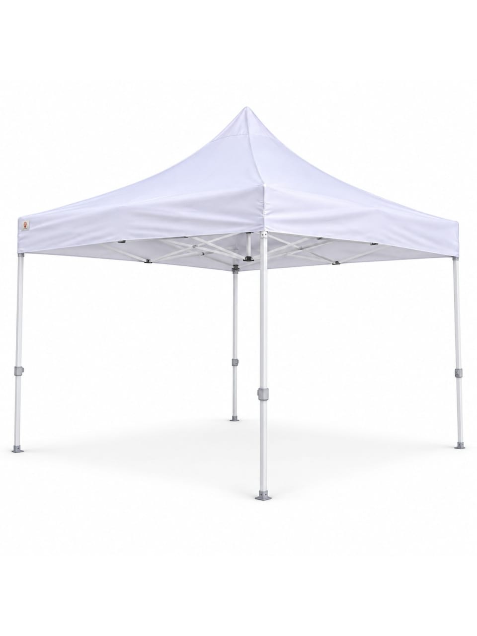 Beyaz zeminde 3×3 gazebo çadır, beyaz üst bez ve 30’luk beyaz iskelet takımı