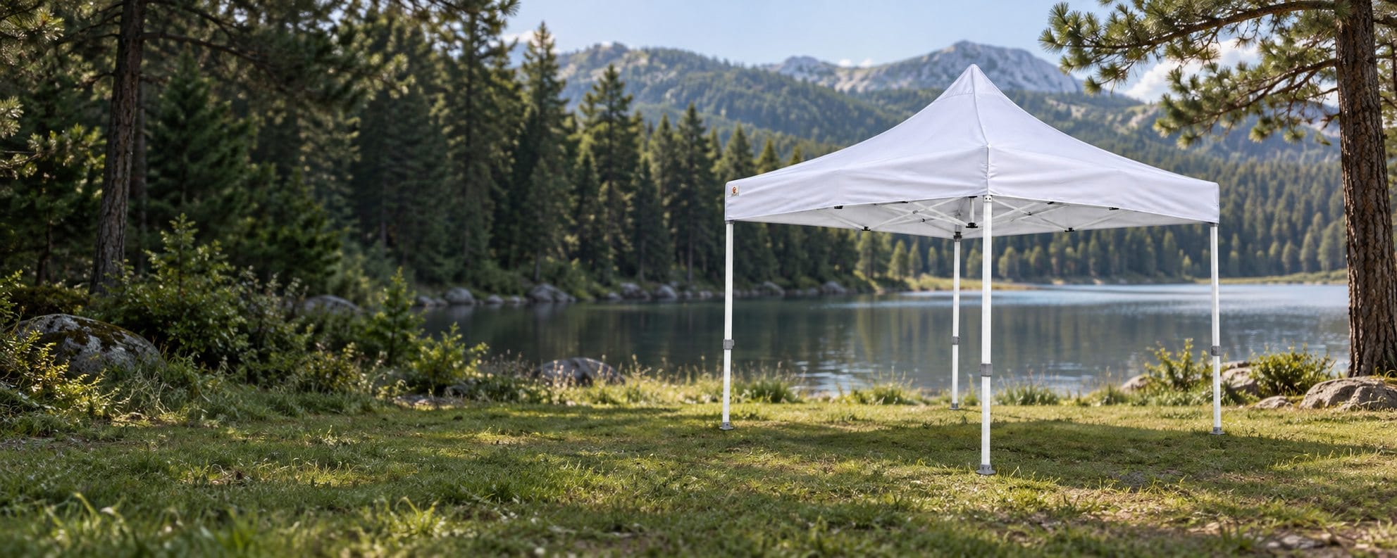 Beyaz CADNOX gazebo çadırın doğa manzaralı tanıtım görseli